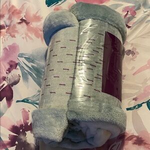 Vianney Blue Blanket